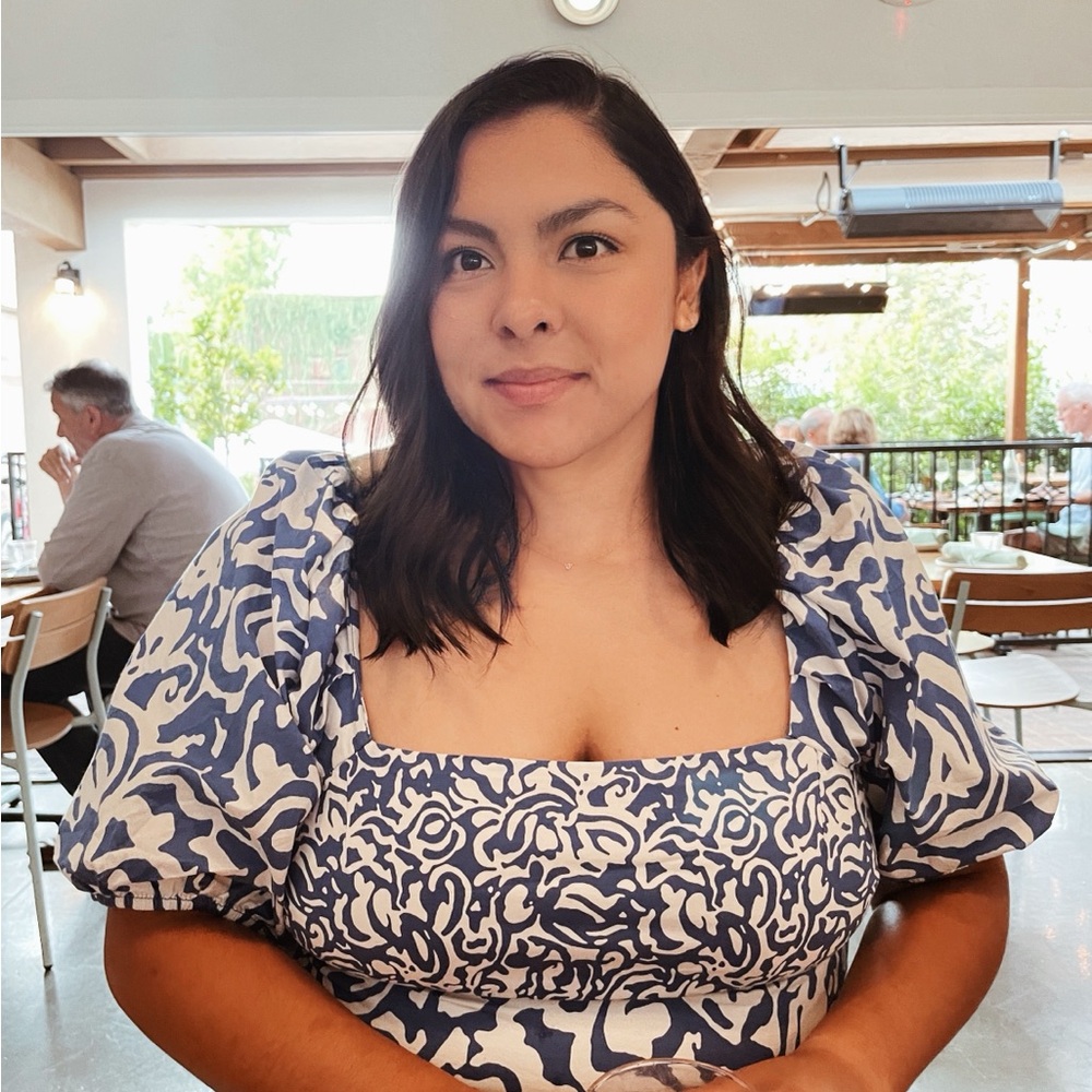 Meet your Posher, Tania